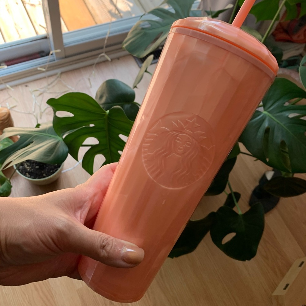 Starbucks pink pearl dome tumbler